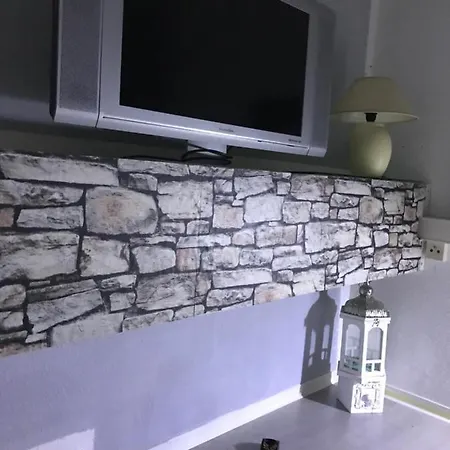 Ferienwohnung / 2 Zimmer Wohnung Feel'In ,Barrierefrei Inkl. Netflix *